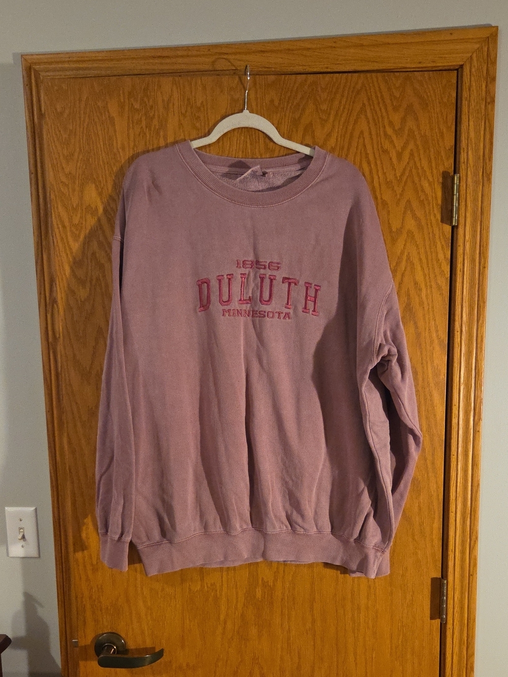Minnesota Duluth Mauve Crewneck Sweatshirt - Size 2x